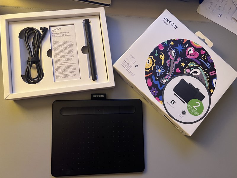 Tabletă grafică WACOM Intuos S (2018) - Ca nouă, toate accesoriile incluse