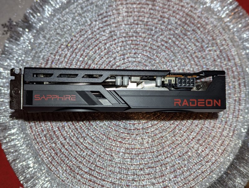 Placa video Sapphire Radeon RX 6600 PULSE, 8GB GDDR6 Impecabila - Image 4