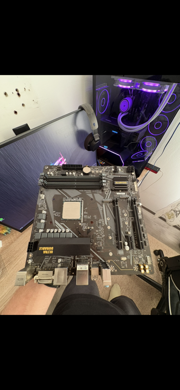 Vând piese de gaming aproape noi - Image 3