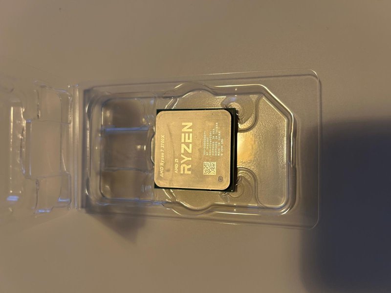 Procesor AMD Ryzen 7 3700X 3.6GHz Box